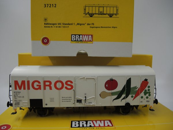 FS Kühlwagen "MIGROS" UIC Standard 1 11 83 082 7 525-4 Brawa 1:45
