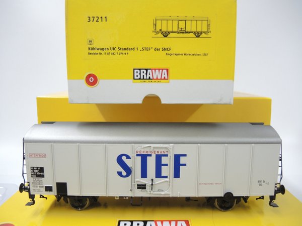 SNCF Kühlwagen "STEF" UIC Standard 1 11 87 082 7 074-9 P Brawa 1:45